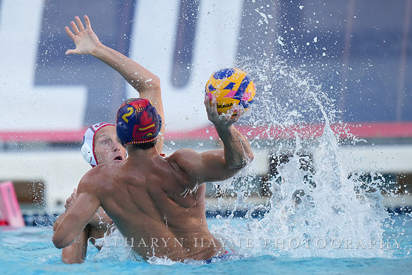 Dylan Woodhead, Alberto Munarriz