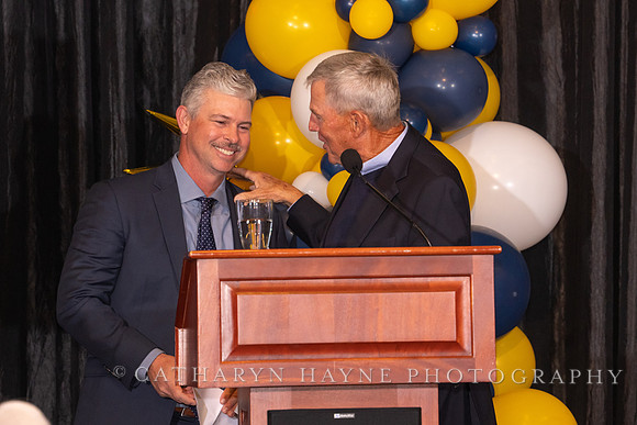 Baseball: California Golden Bears : For the Love of the Game